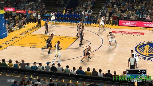 NBA2K18ʿʿ򳡲 v1.0 ɫ1