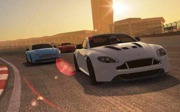 真实赛车3ios官方版(Real Racing 3)