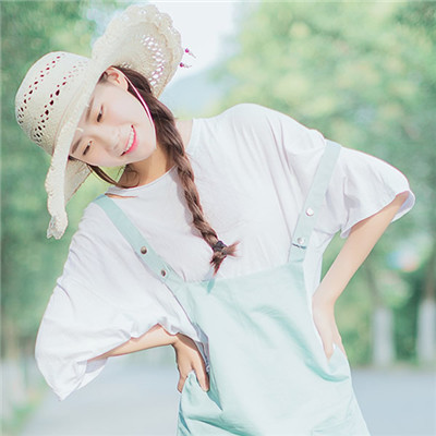 阳光女生微信头像