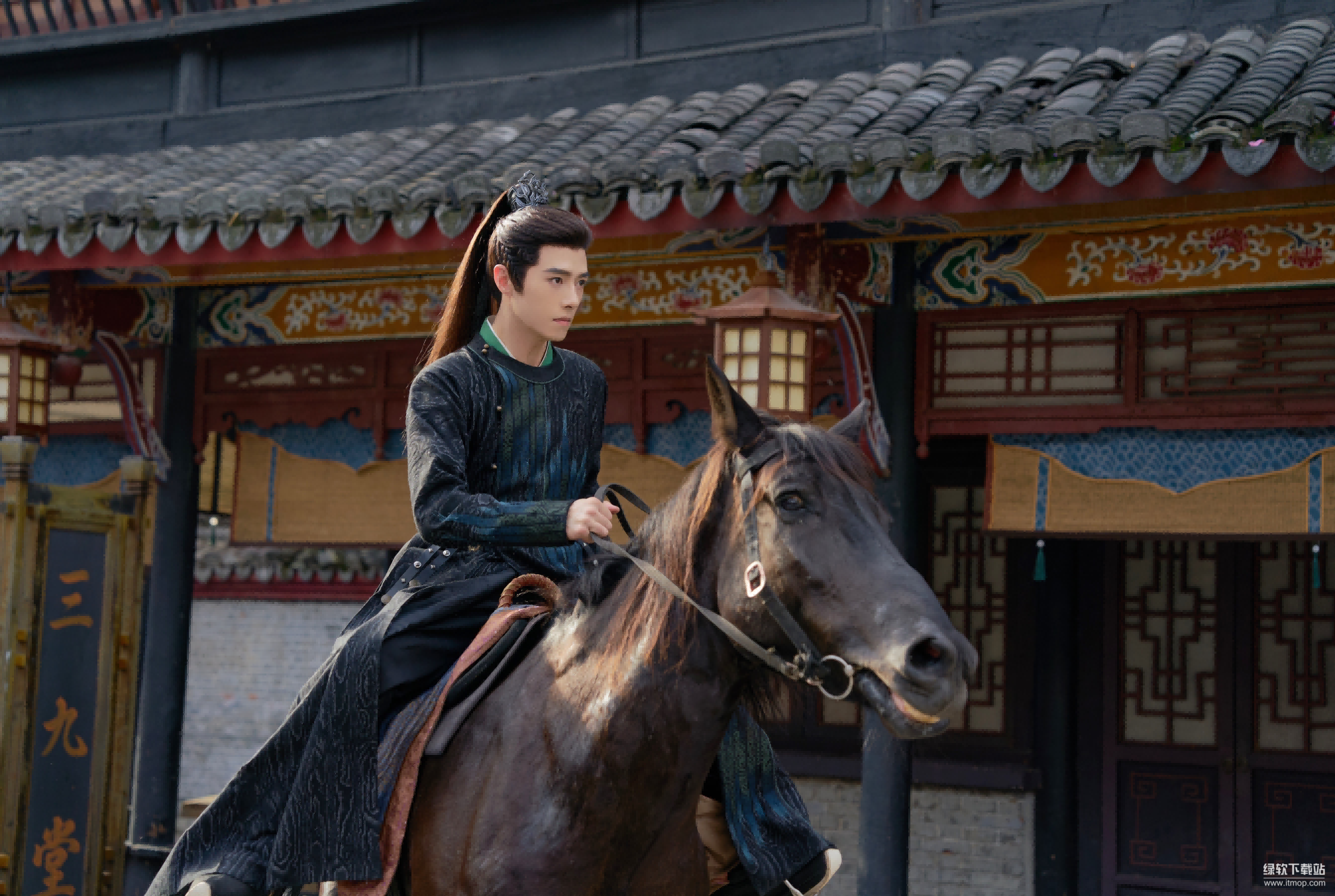 《怎敌她千娇百媚 》​林允、方逸伦主演 2025古装爱情剧 全26集 4K超清下载  1