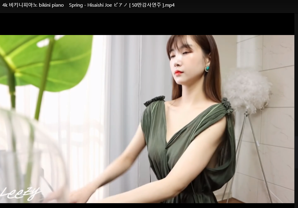 美女老师钢琴教学课程：零基础成人速成课+流行曲目实战下载  4