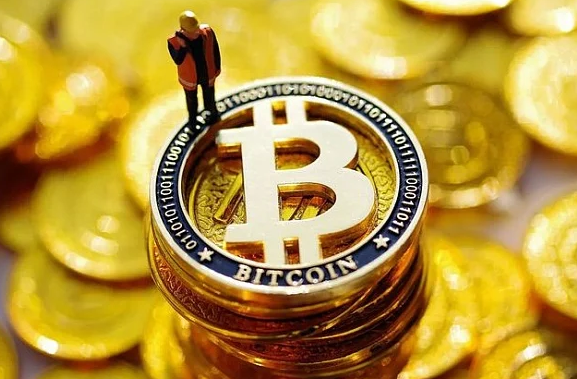 比特币站稳7万美元了吗?BTC下一目标价会在哪里?