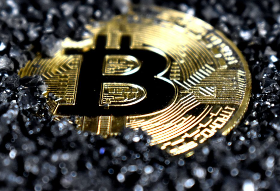 比特币当前市场是否进入调整期？2026年第2季度行情会好转吗？